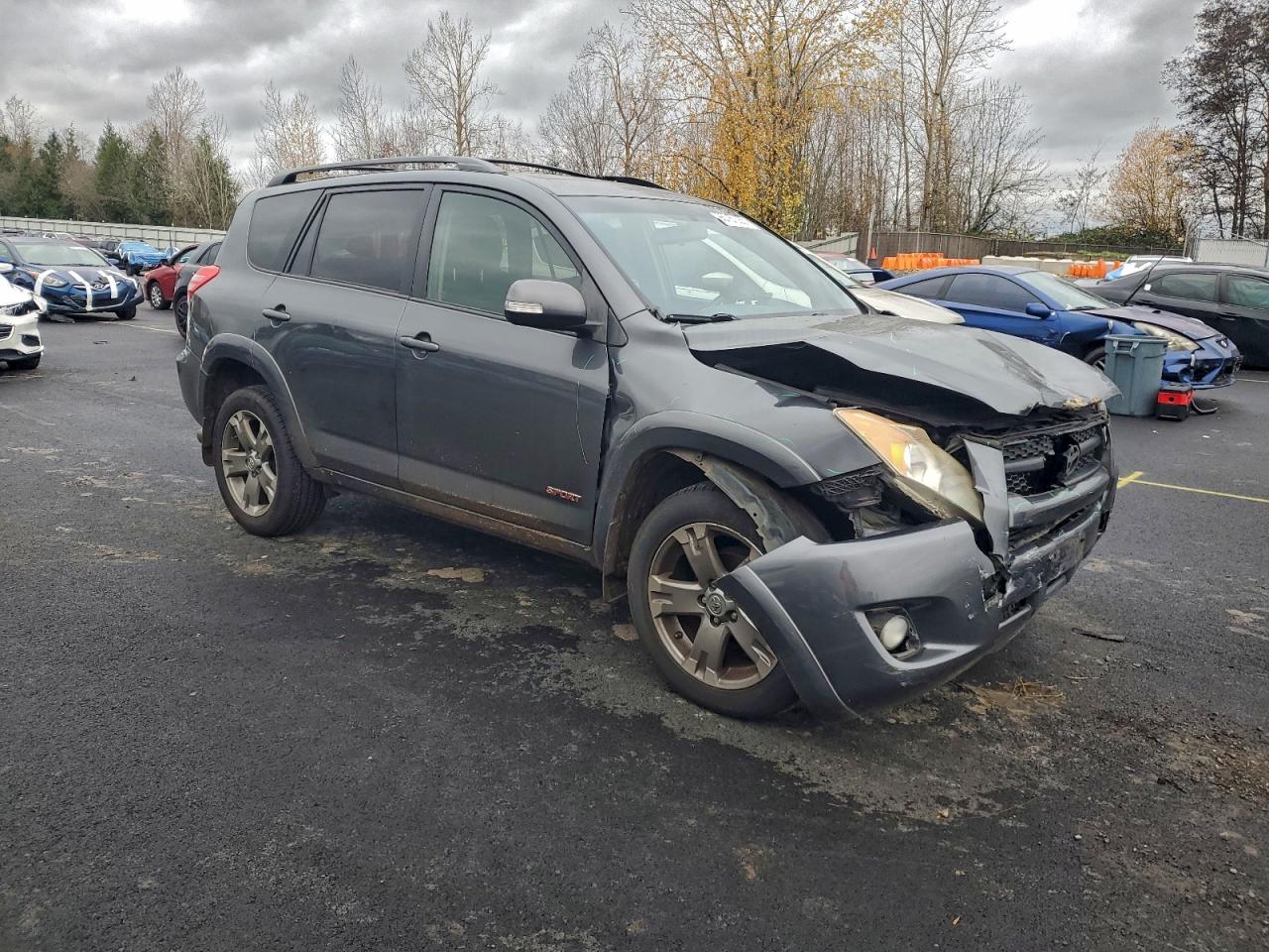 Toyota RAV4 Sport Image 10