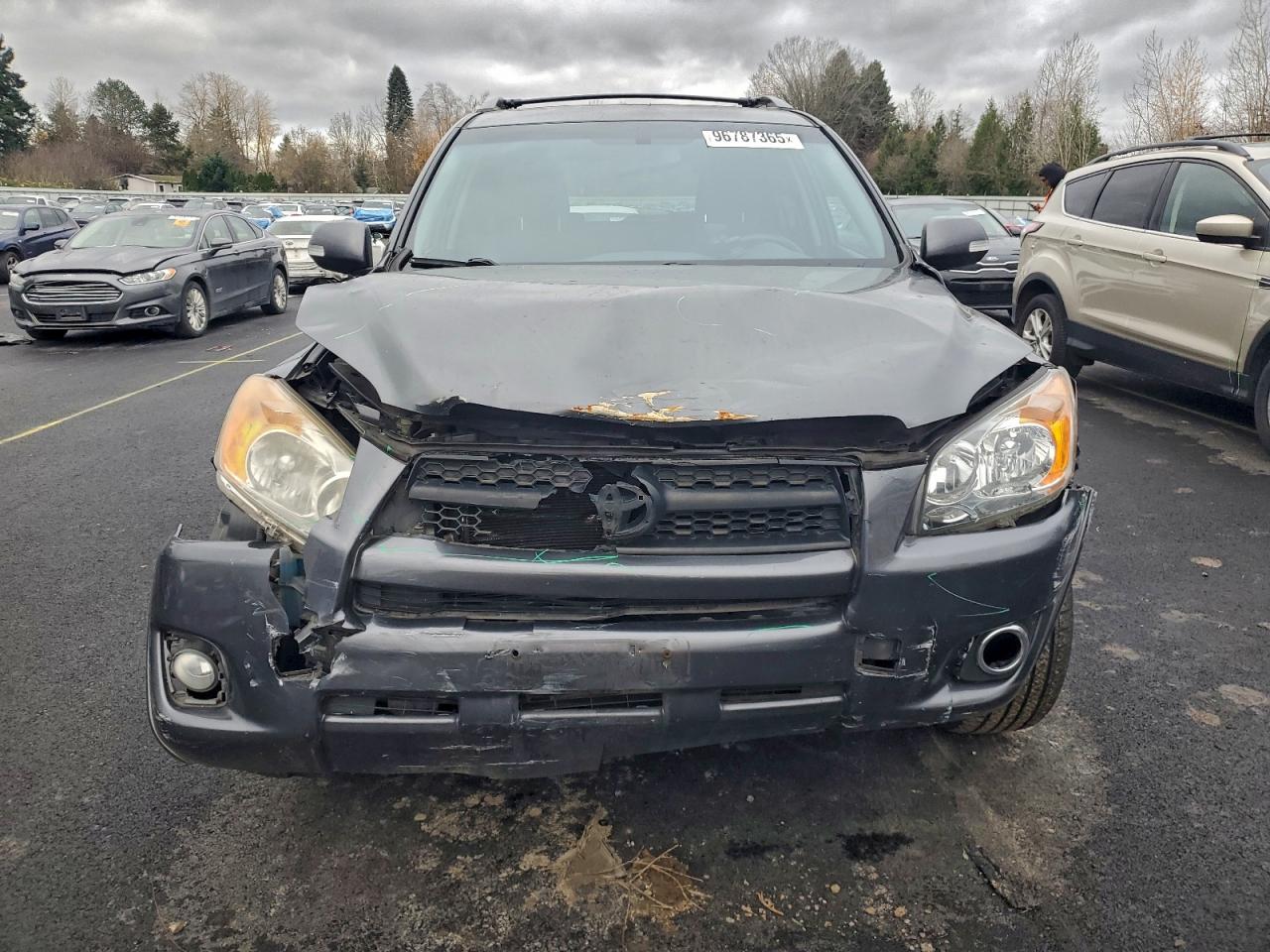 Toyota RAV4 Sport Image 4