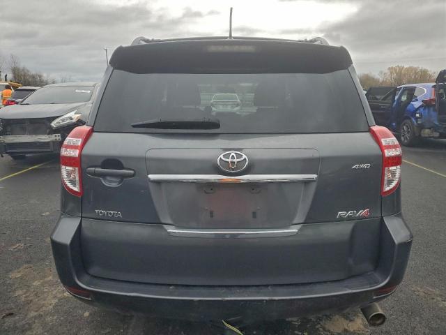 Toyota RAV4 Sport Image 6