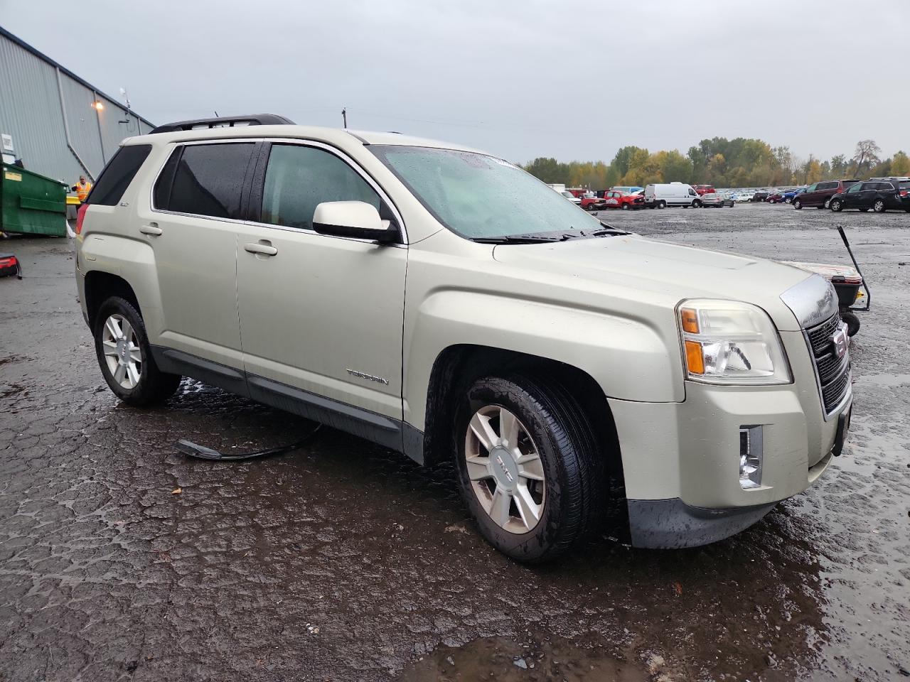 GMC Terrain Slt Image 2