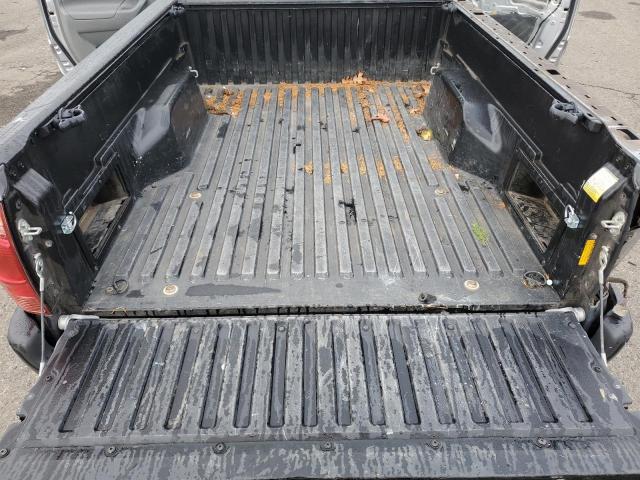 Toyota Tacoma Image 2