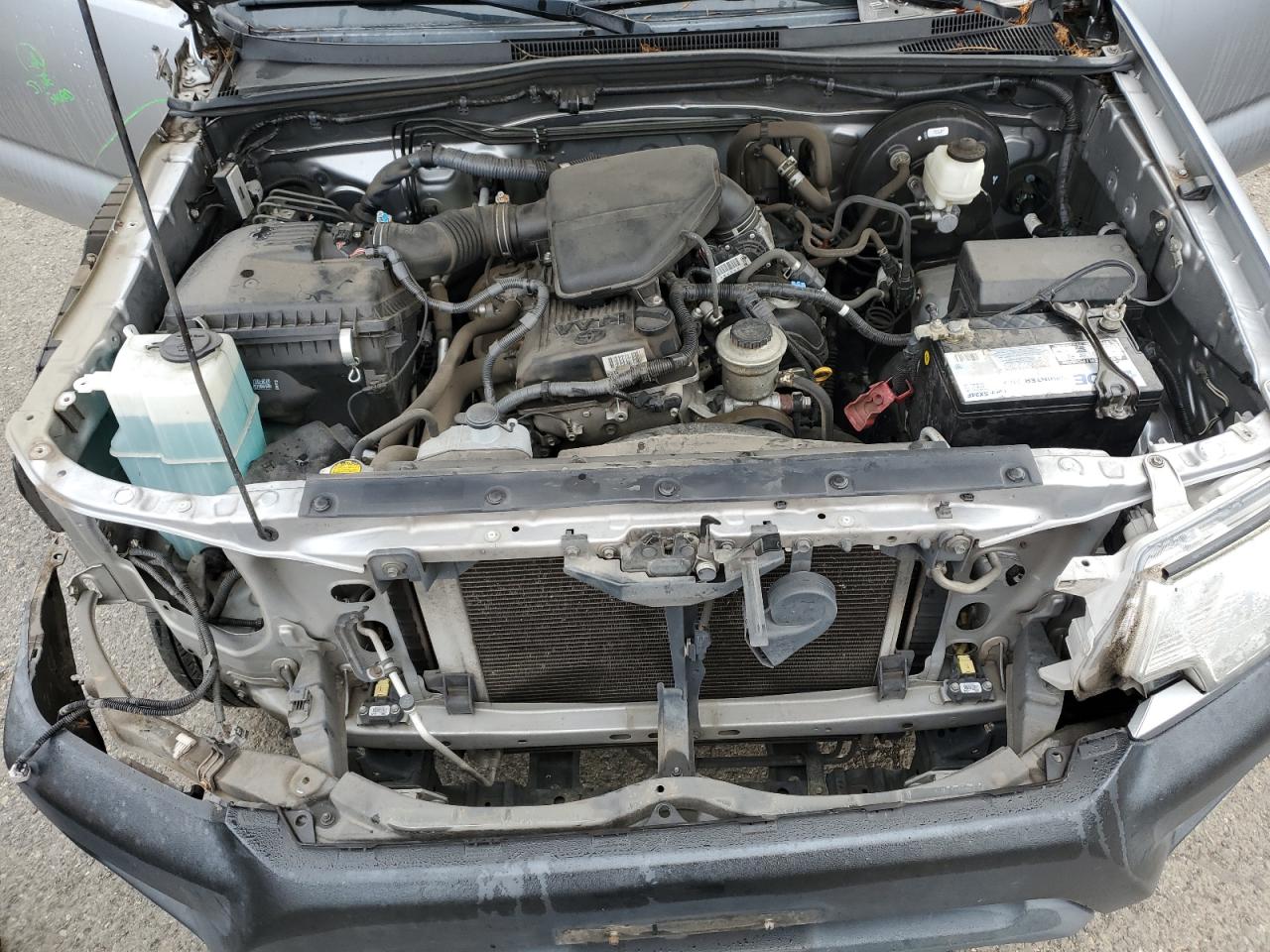 Toyota Tacoma Image 3