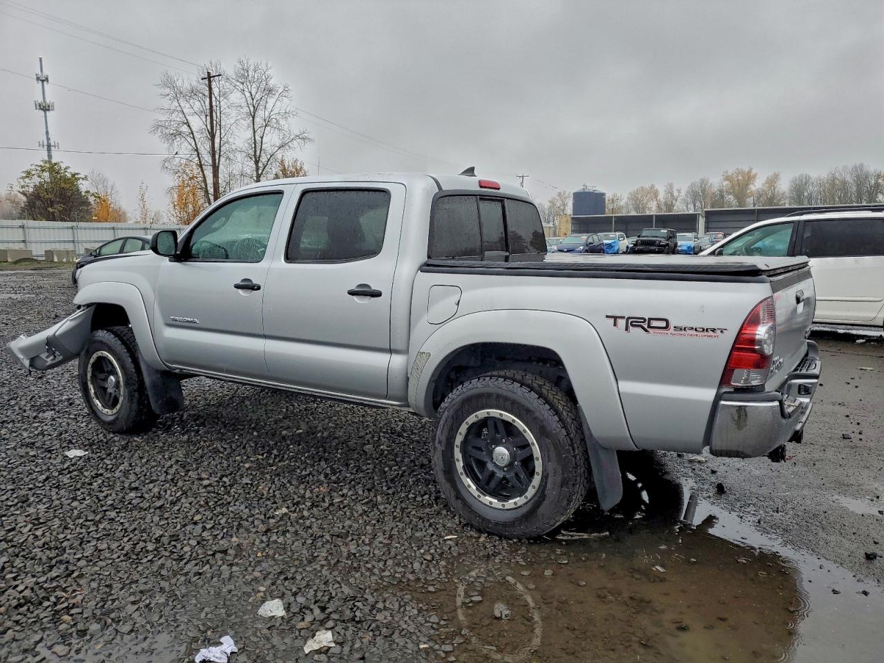 Toyota Tacoma Double Cab Prerunner Image 4