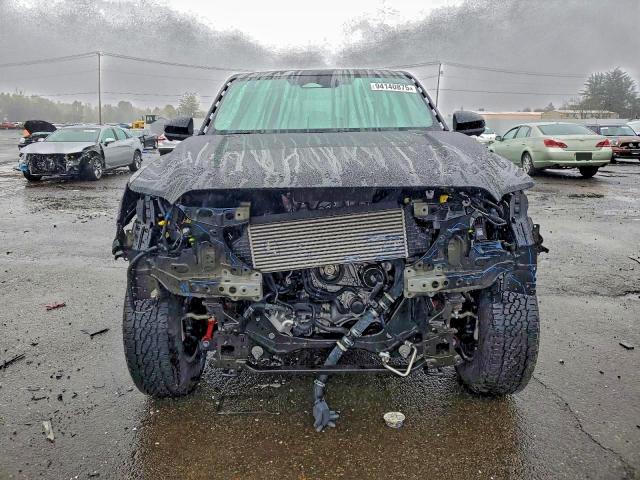 Toyota Tacoma Double Cab Image 5