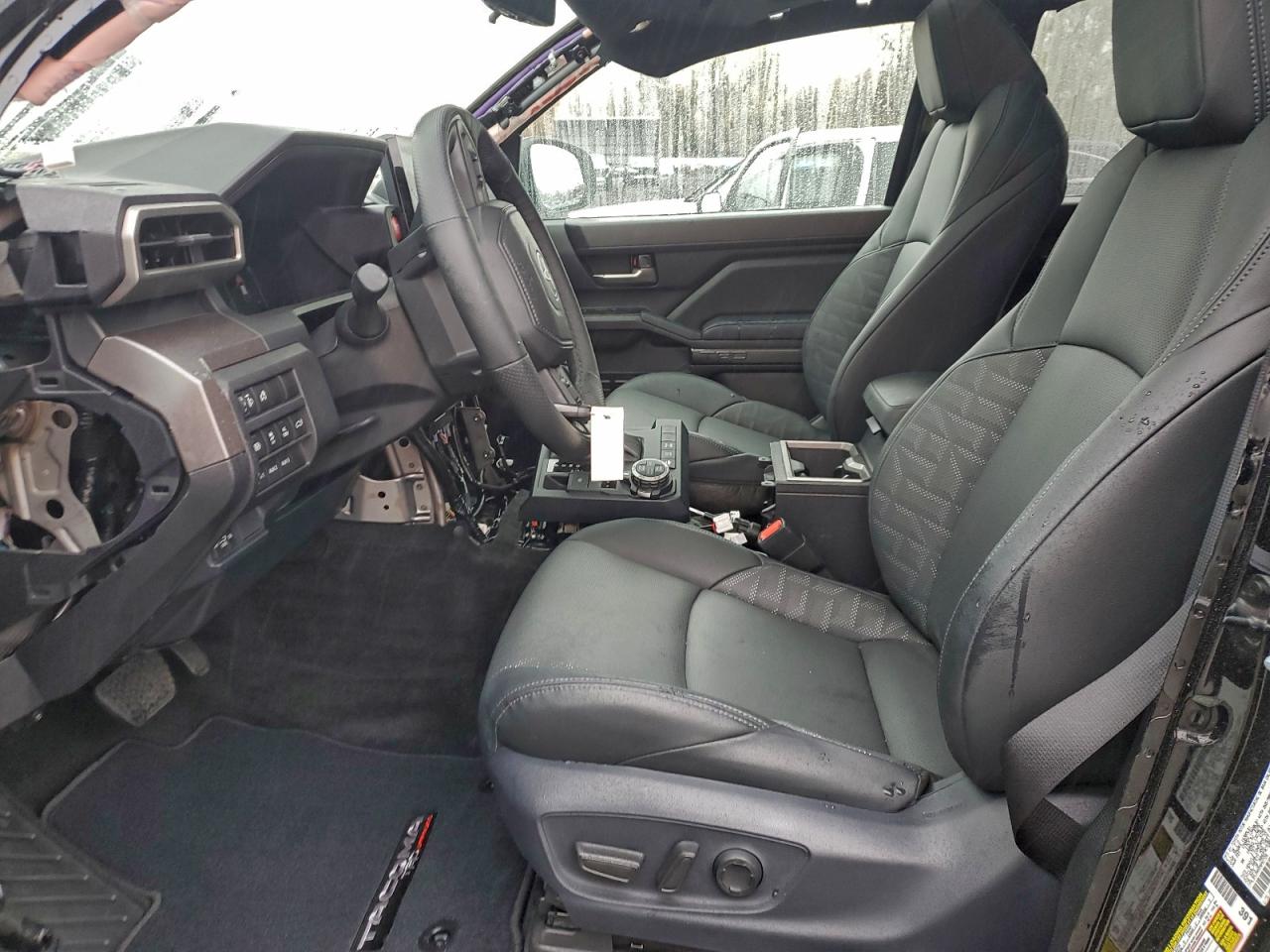 Toyota Tacoma Double Cab Image 8