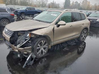  Salvage Volkswagen Touareg