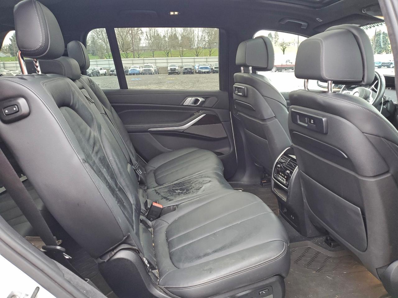 BMW X Series Xdrive40i Image 2