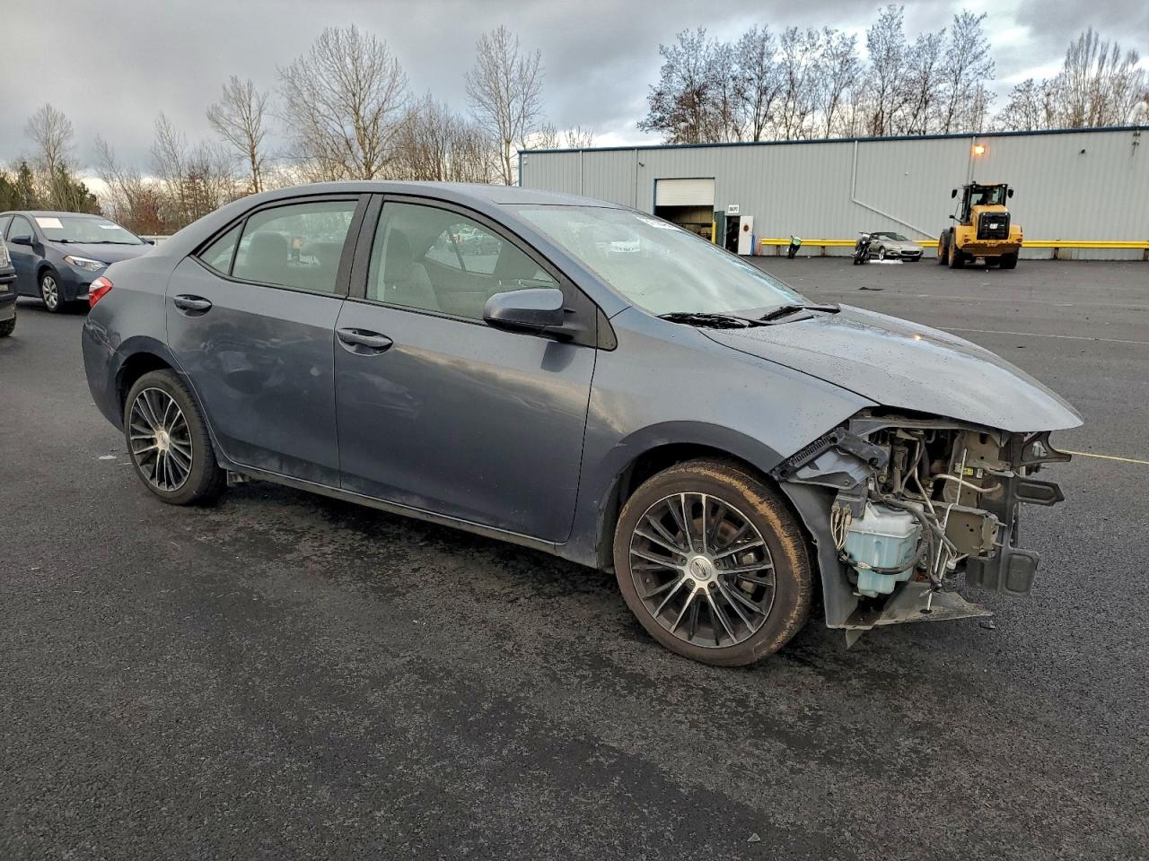 Toyota Corolla L Image 2