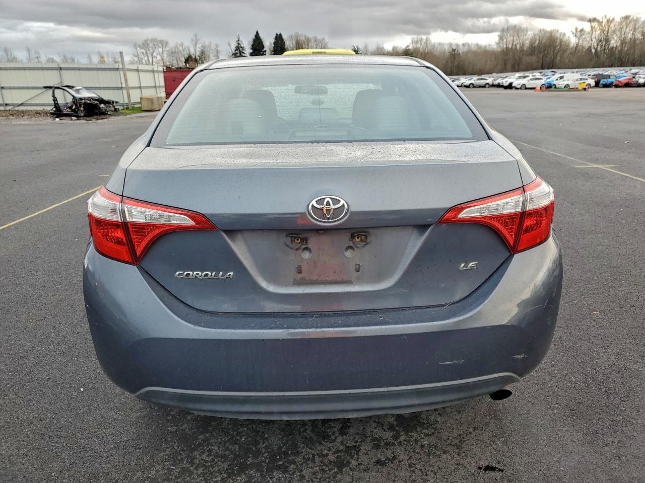 Toyota Corolla L Image 3