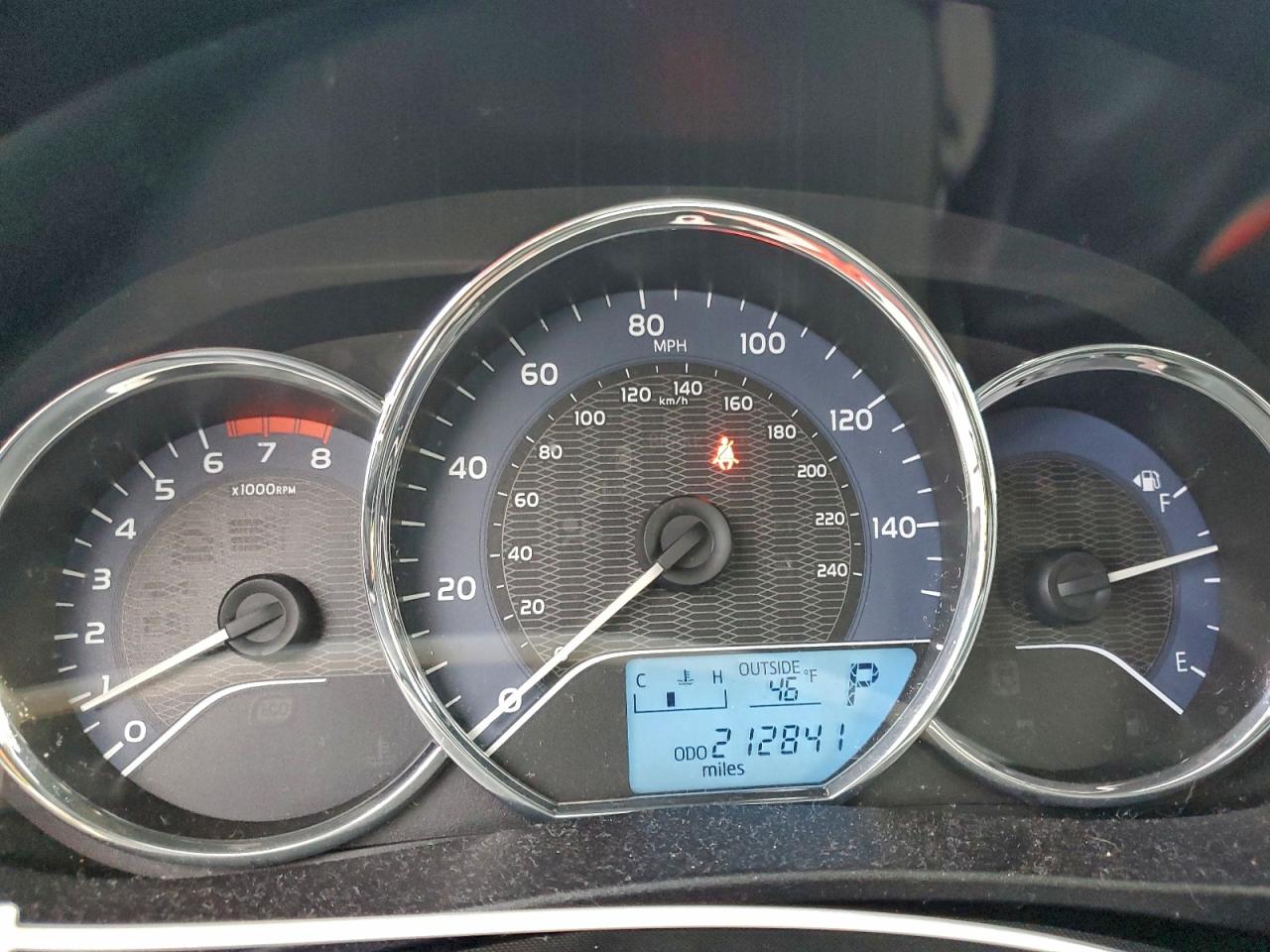 Toyota Corolla L Image 12