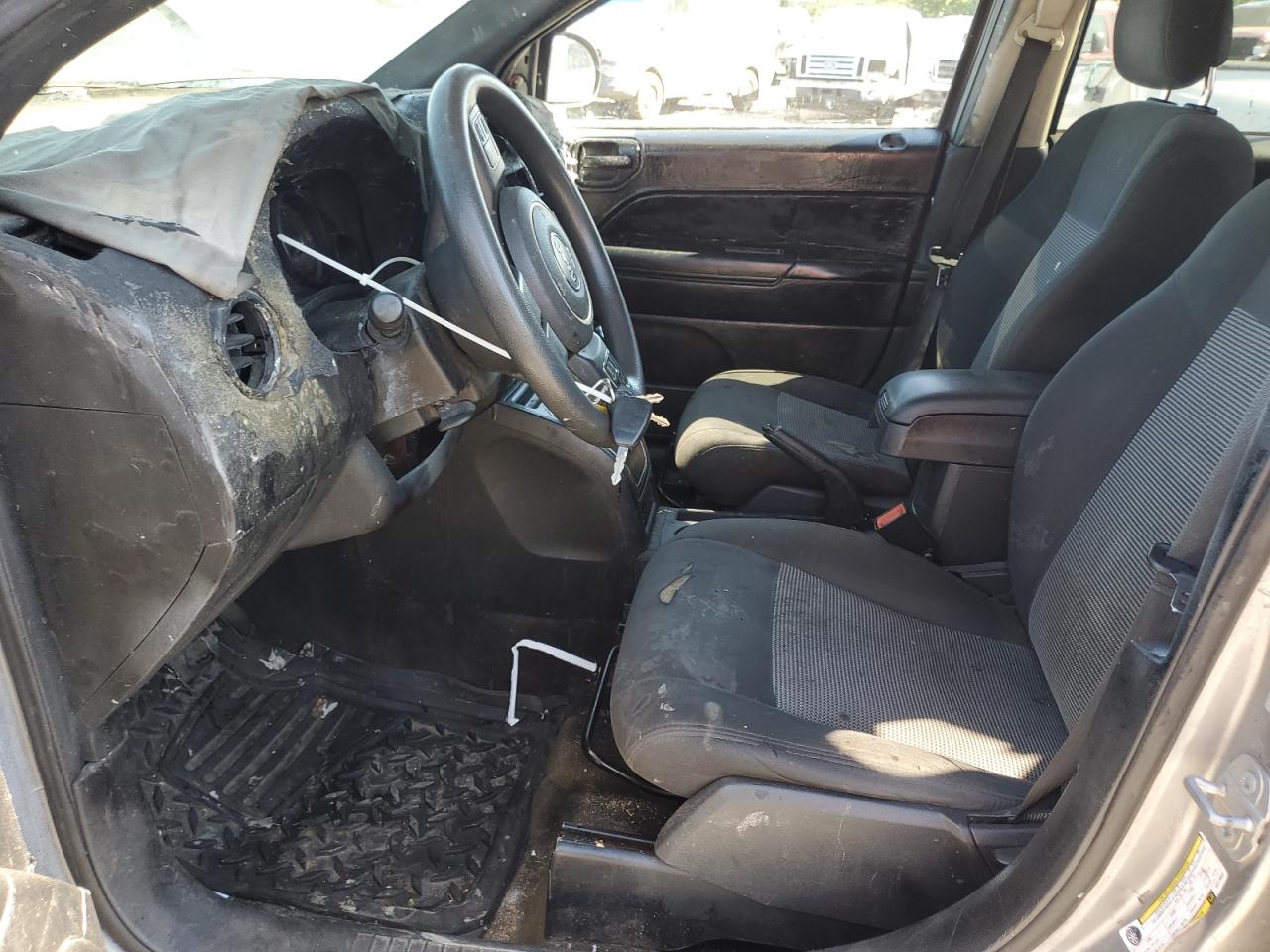 Jeep Compass Sport Image 5