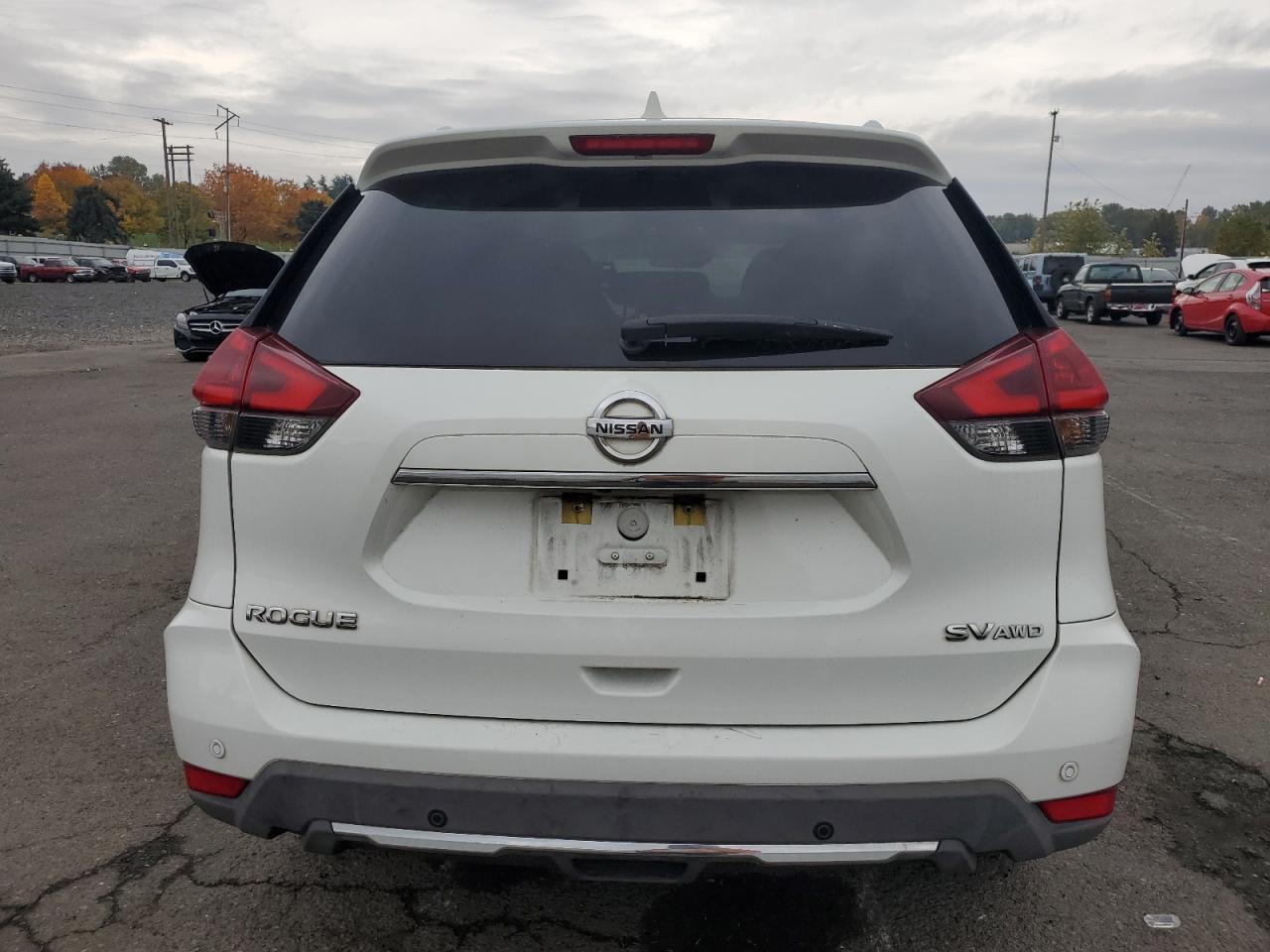 Nissan Rogue S Image 7