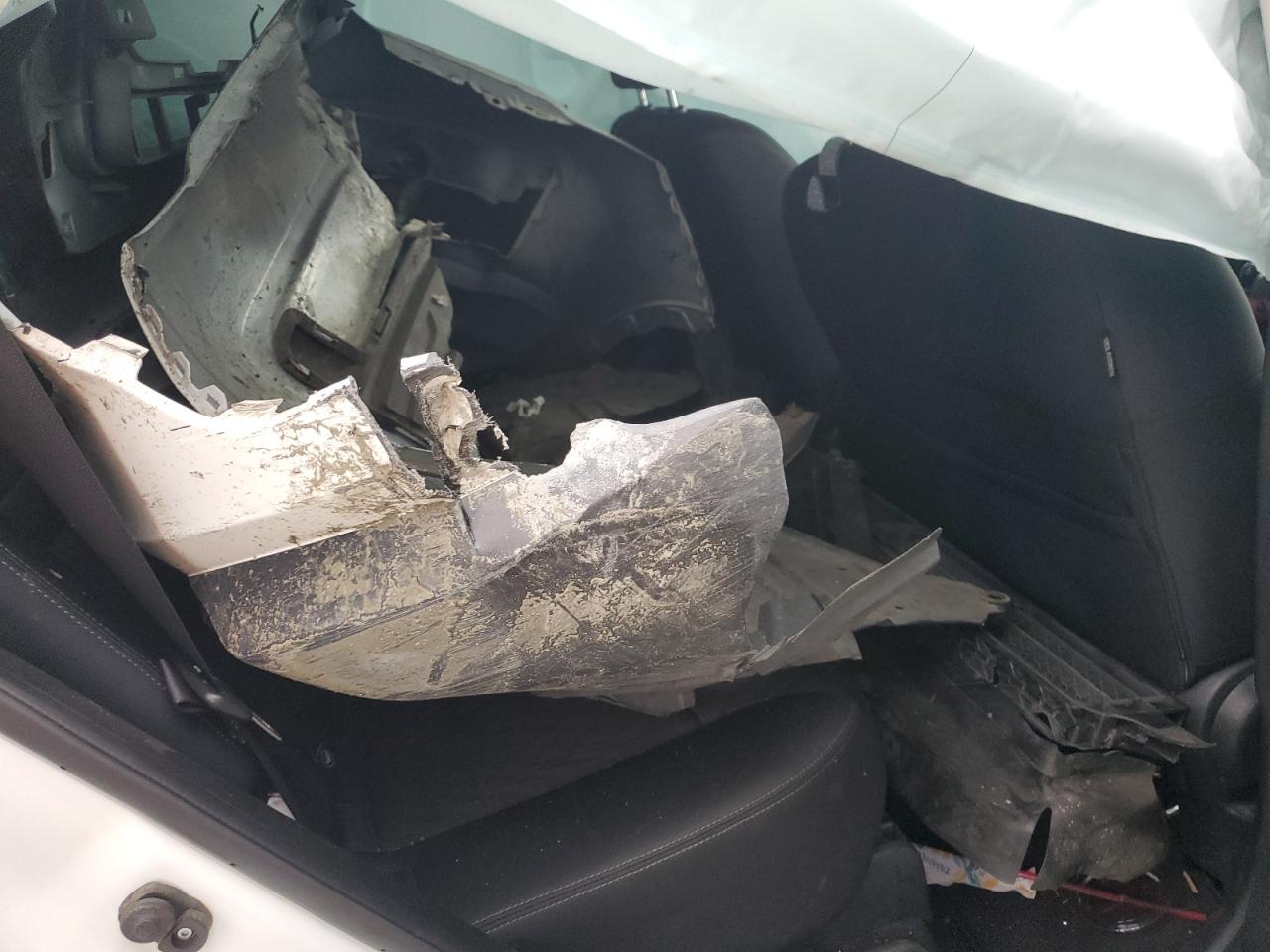 Nissan Rogue S Image 12