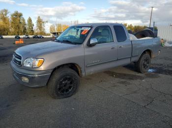  Salvage Toyota Tundra
