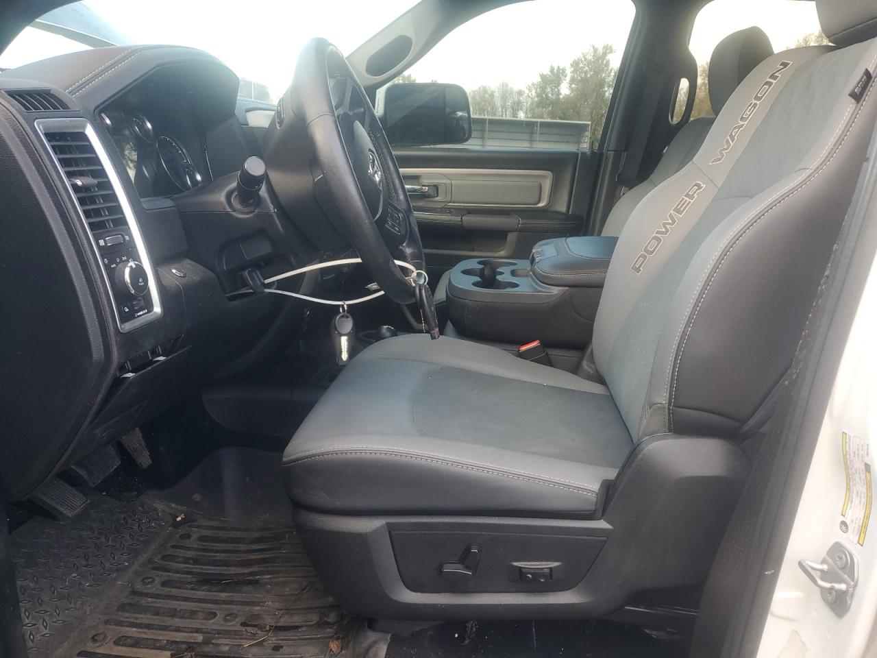 Ram 2500 Powerwagon Image 11