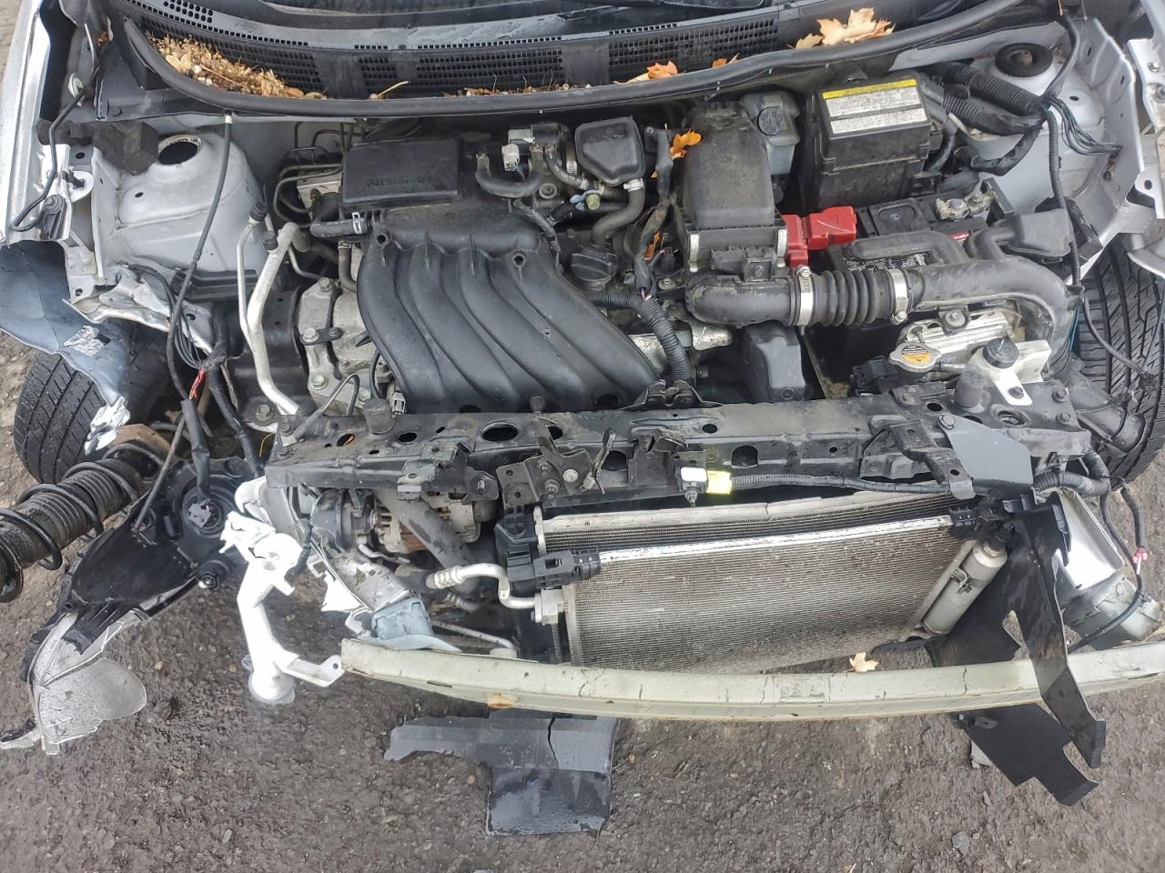 Nissan Versa S Image 7