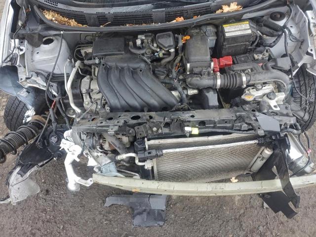 Nissan Versa S Image 7