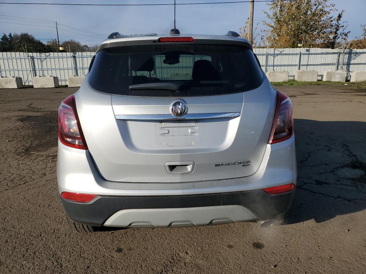 Buick Encore Preferred Image 6