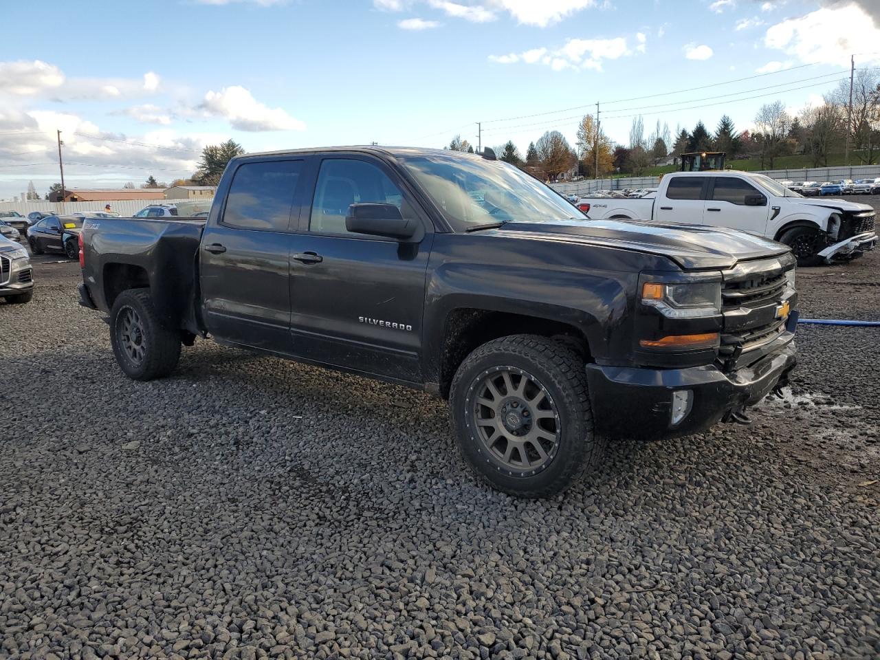 Chevrolet Silverado K1500 Lt Image 3