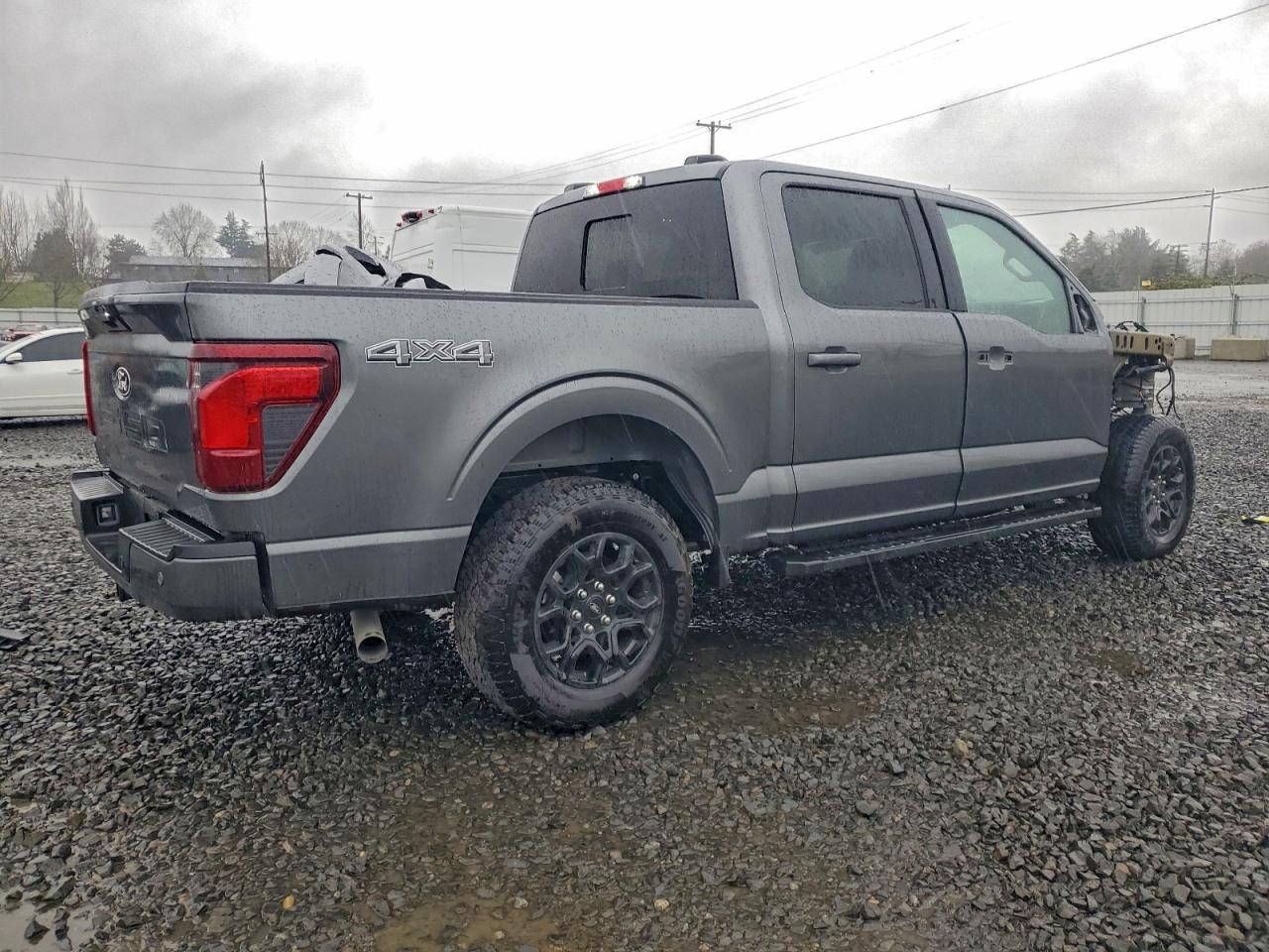Ford F-150 Xlt Image 2