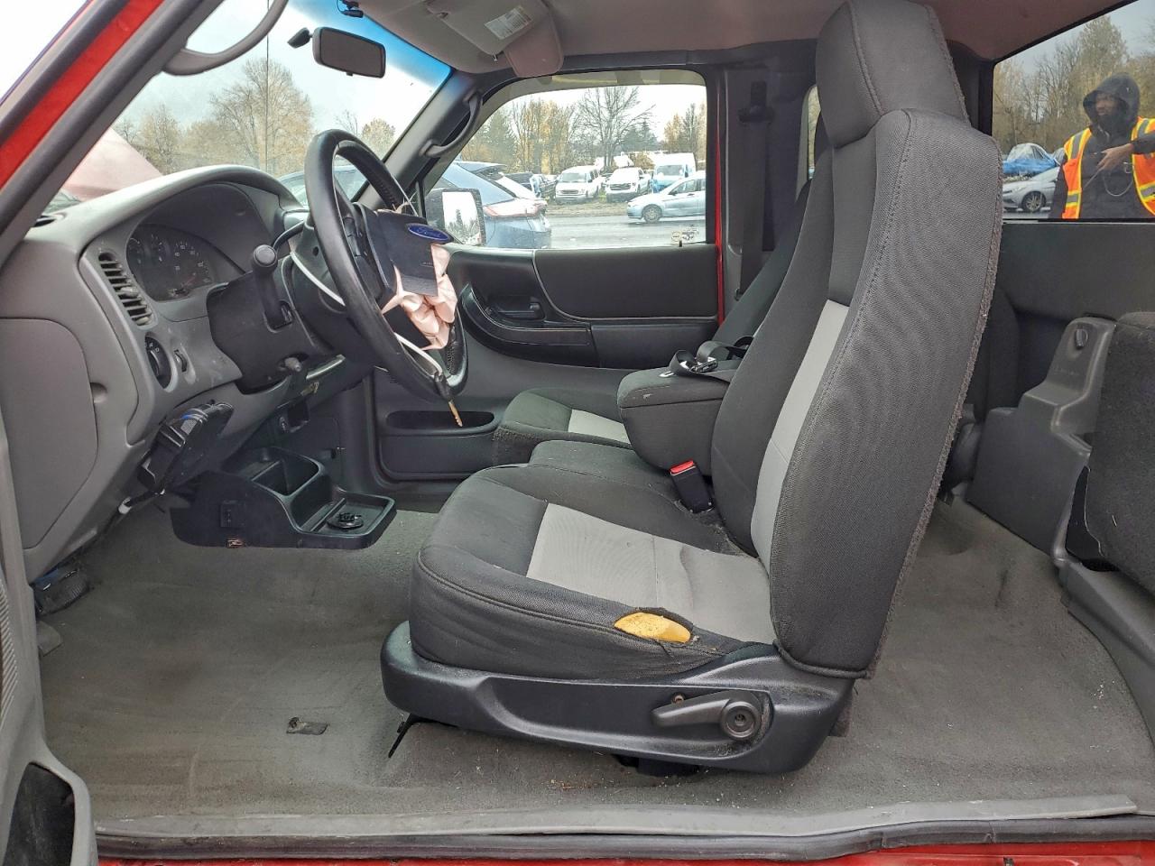 Ford Ranger Super Cab Image 2