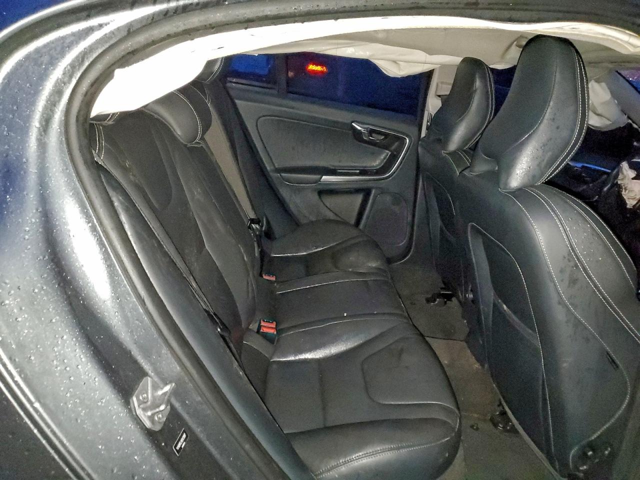 Volvo S60 Dynamic Image 6