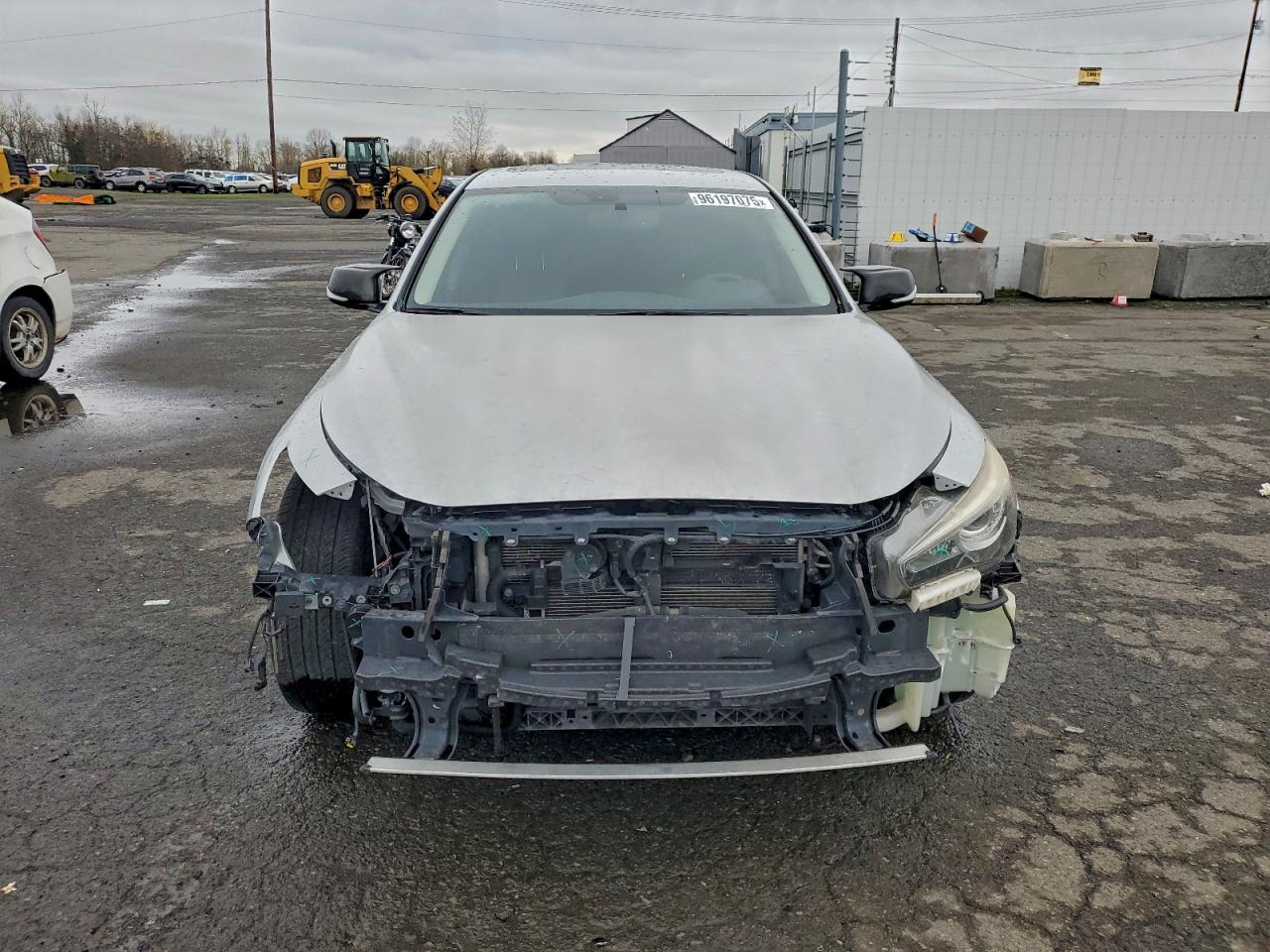 INFINITI Q50 Luxe Image 2