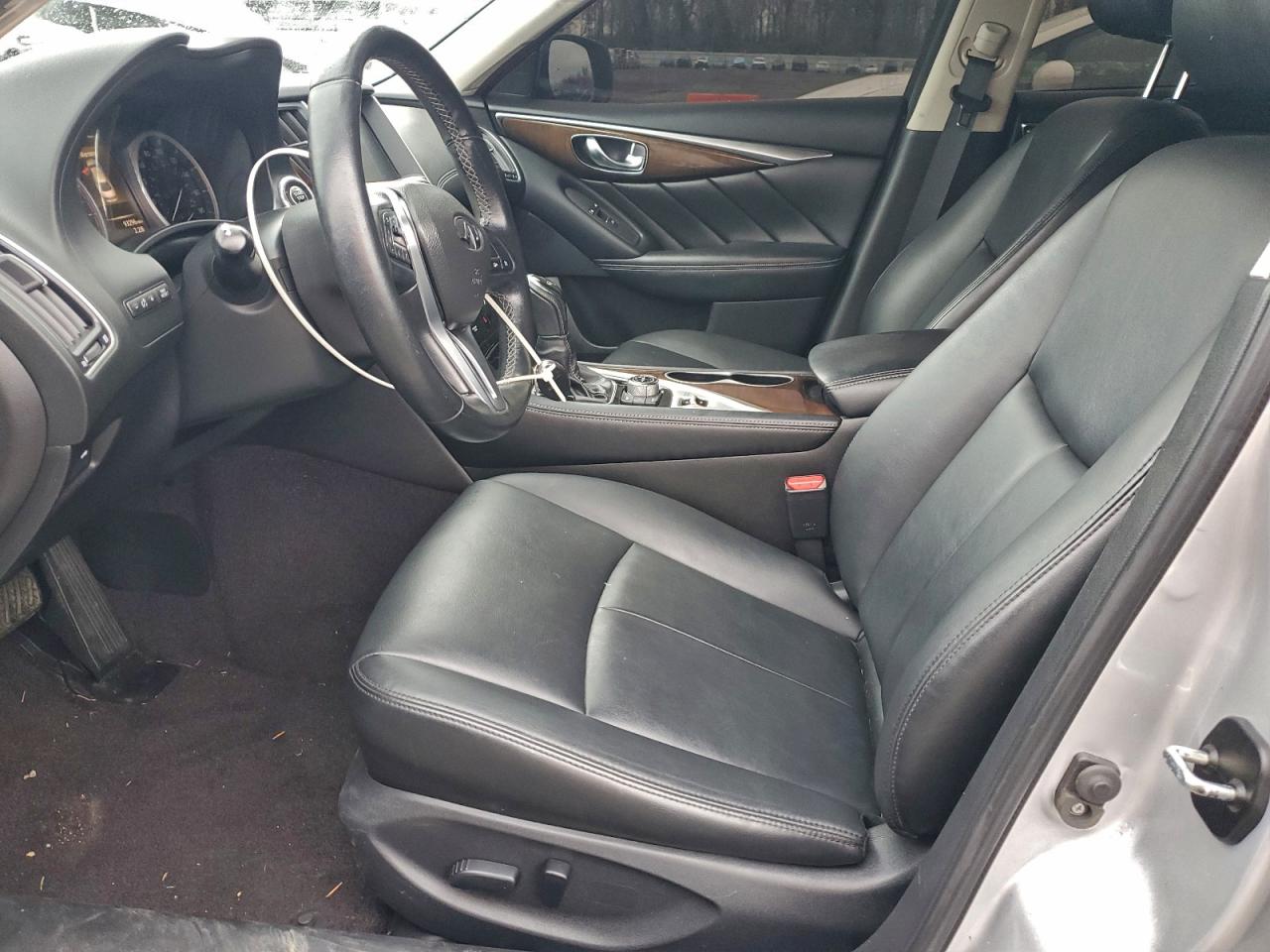 INFINITI Q50 Luxe Image 7