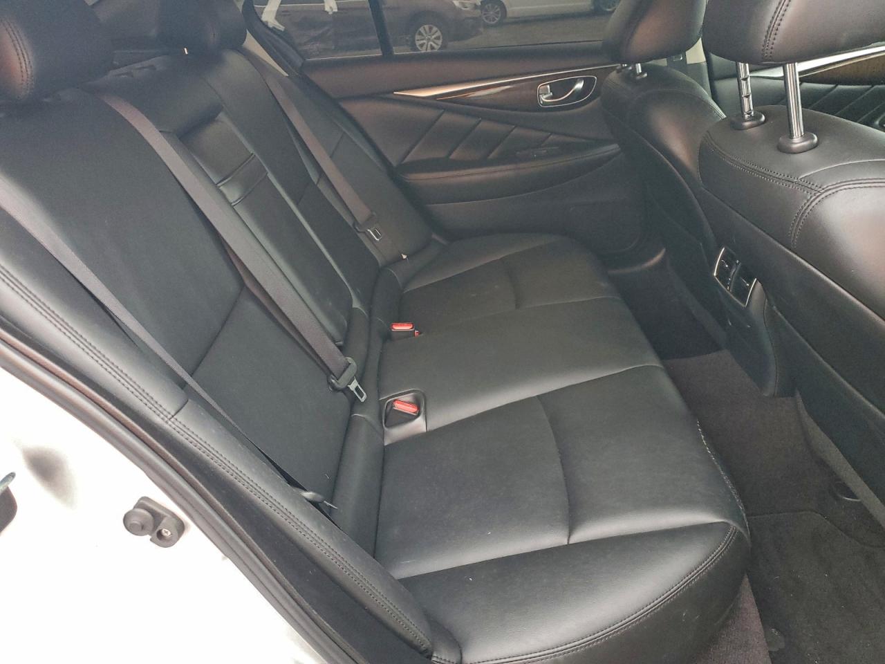 INFINITI Q50 Luxe Image 10