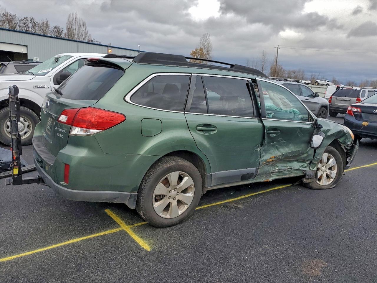 Subaru Outback 2.5i Premium Image 10