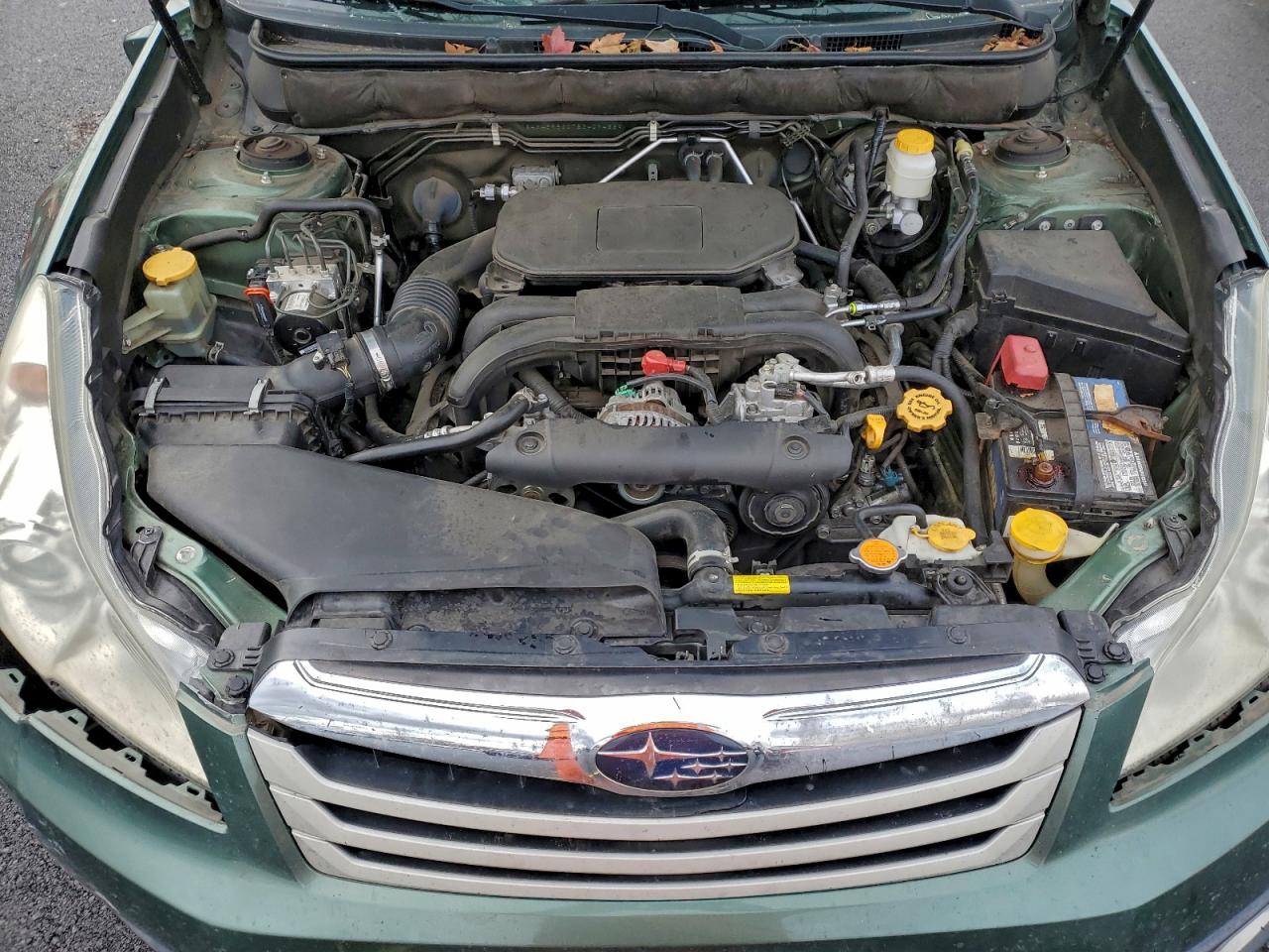 Subaru Outback 2.5i Premium Image 11