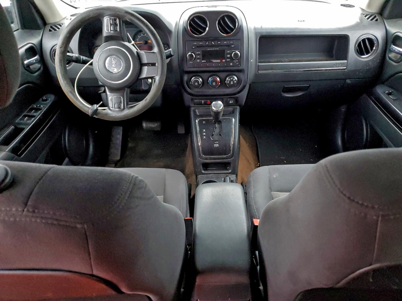 Jeep Patriot Sport Image 10