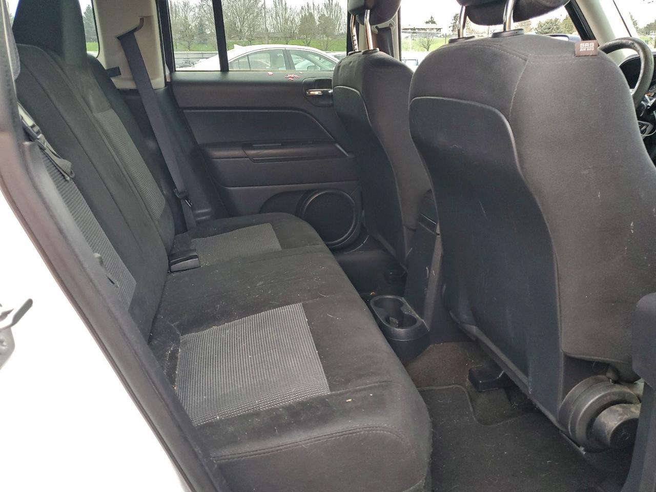 Jeep Patriot Sport Image 12