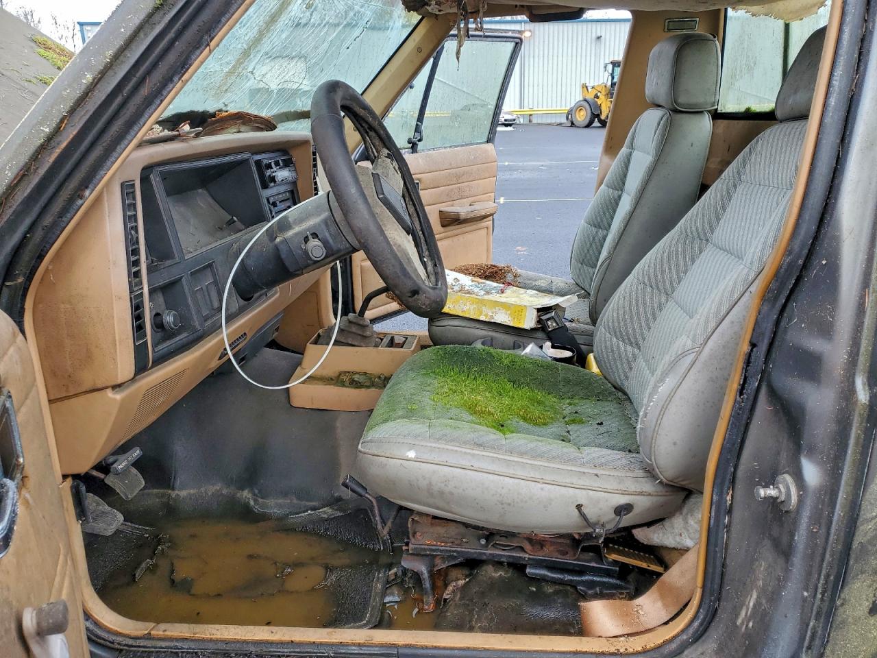 Jeep Comanche Image 10