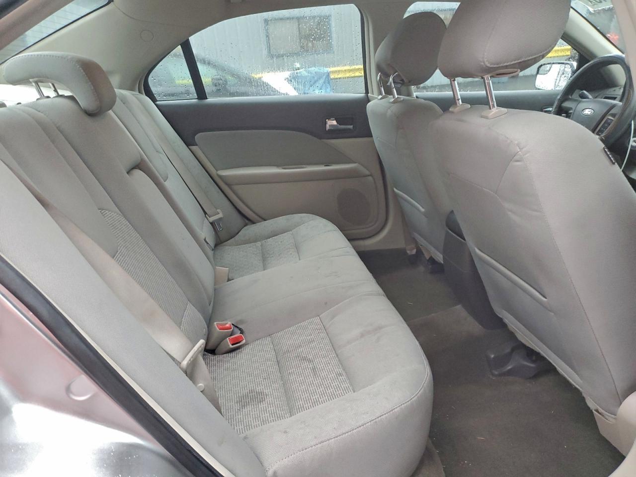 Ford Fusion Se Image 5