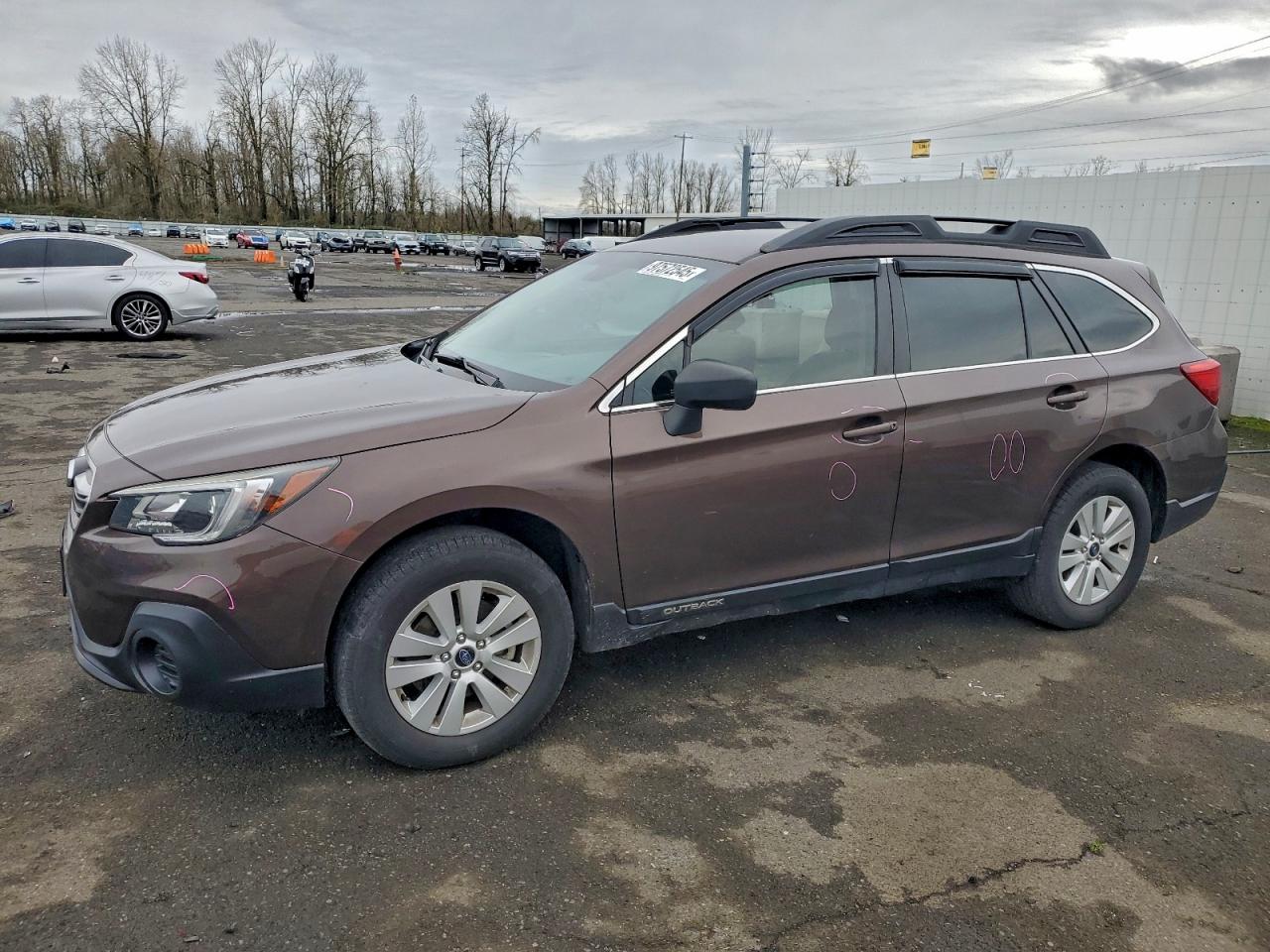 Subaru Outback 2.5i Image 1
