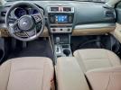 Subaru Outback 2.5i Image 12