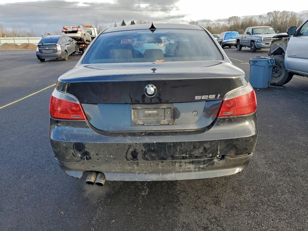 BMW 5 Series I Image 3