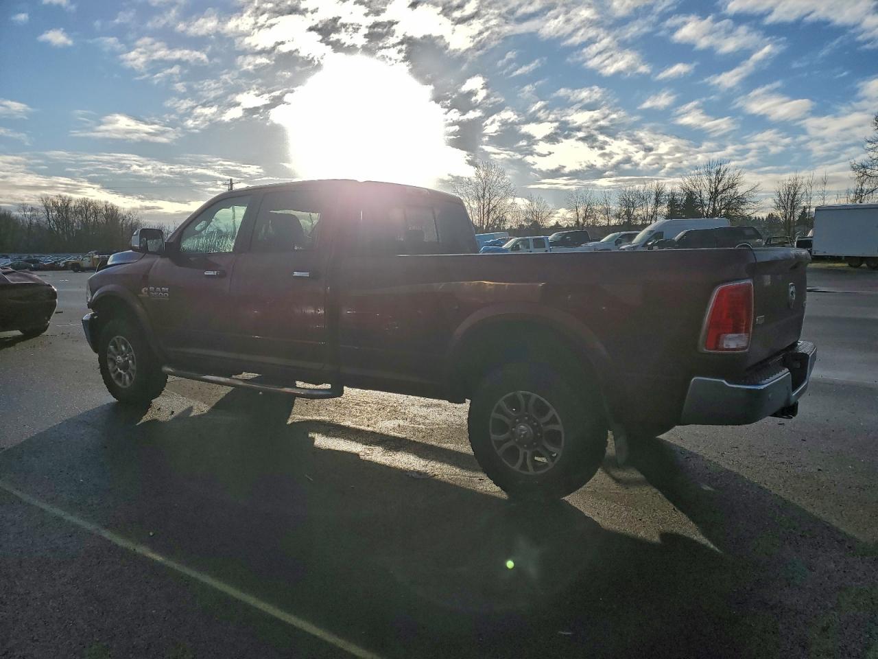 Ram 3500 Laramie Image 3