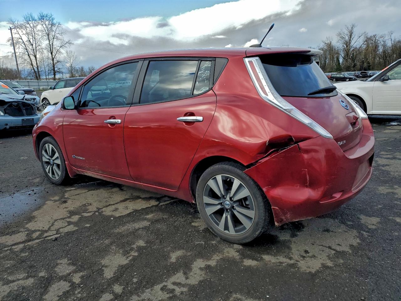 Nissan LEAF S Image 8