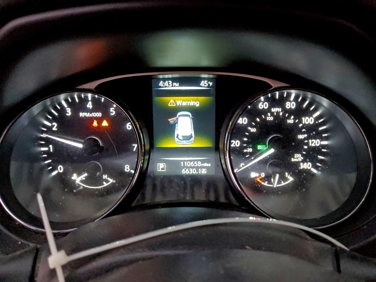 Nissan Rogue S Image 7