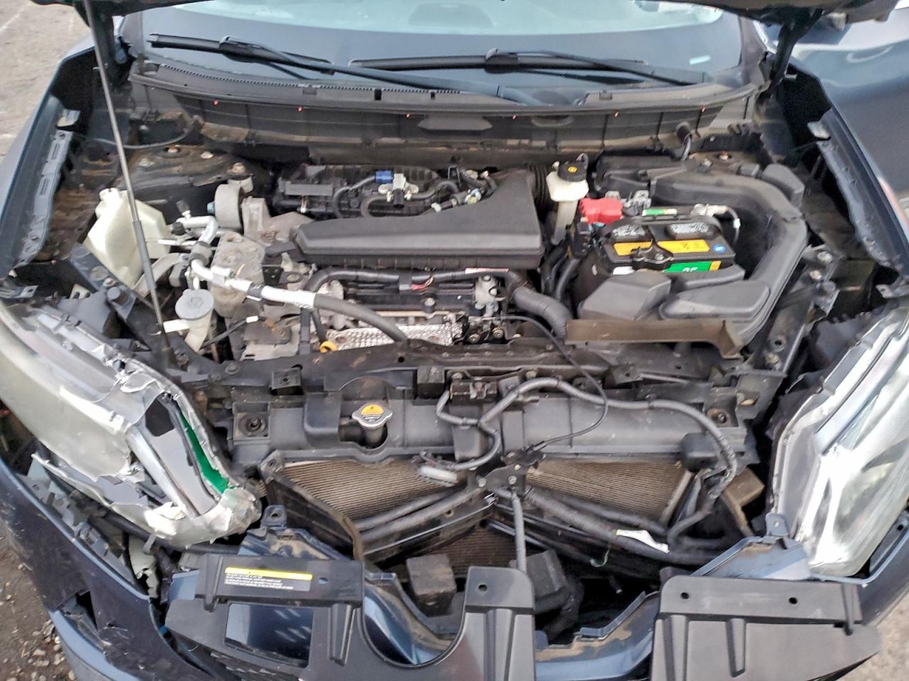 Nissan Rogue S Image 3