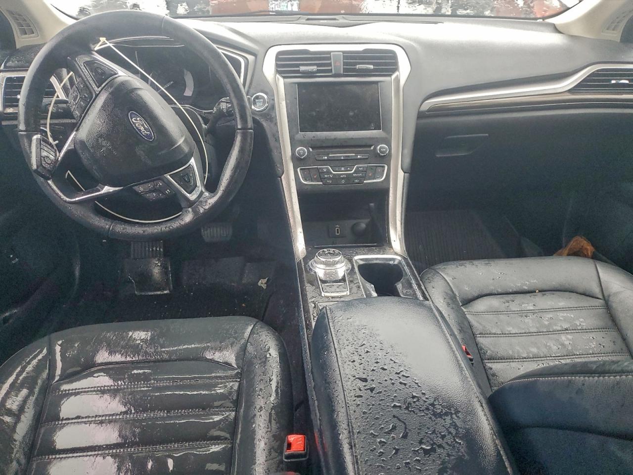 Ford Fusion Se Phev Image 5