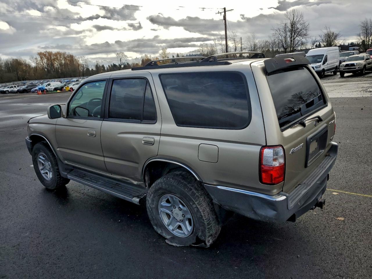 Toyota 4Runner Sr5 Image 4
