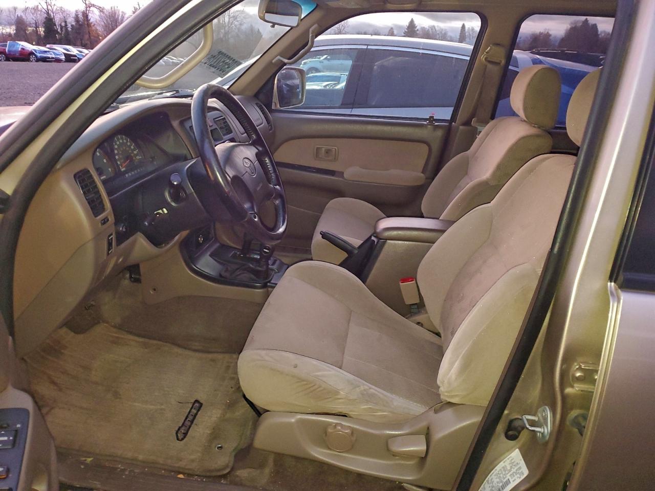 Toyota 4Runner Sr5 Image 6