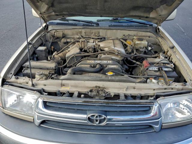 Toyota 4Runner Sr5 Image 9