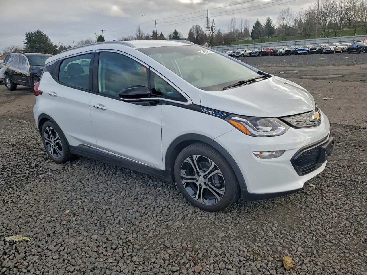 Chevrolet Bolt Premier Image 10