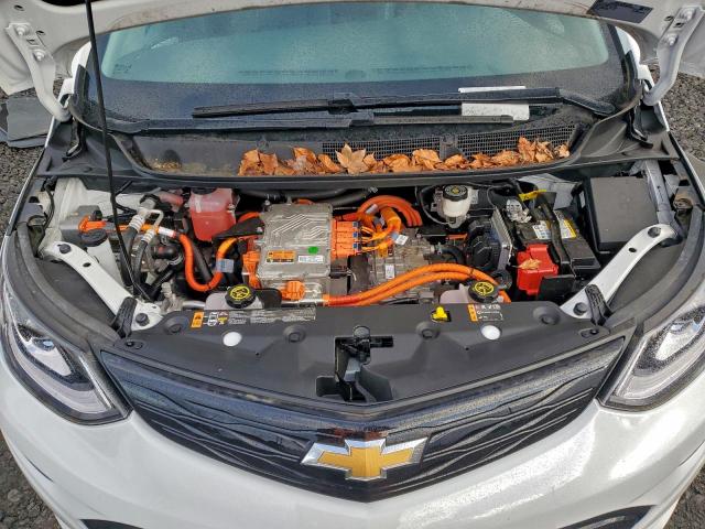 Chevrolet Bolt Premier Image 11