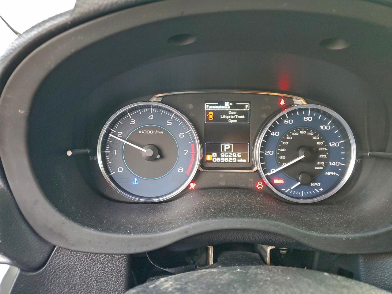 Subaru Xv 2.0 Limited Image 10