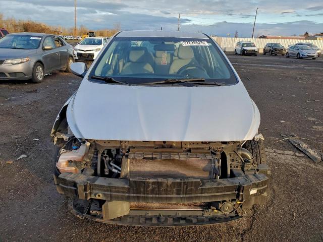 Hyundai ACCENT Se Image 4